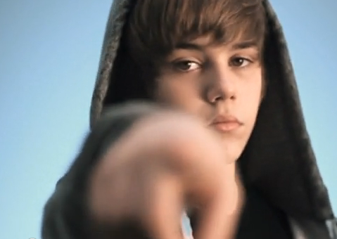 justin bieber hair flip justin bieber hair flip pictures. justin bieber hair flip